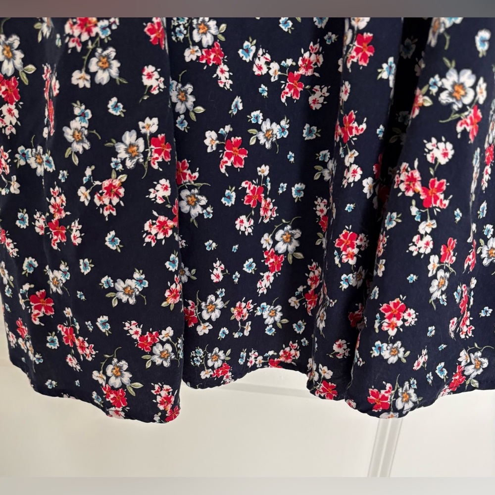 Torrid Navy Floral Off-Shoulder Dress with Red & White Blooms. Women size XS - Picture 6 of 9
